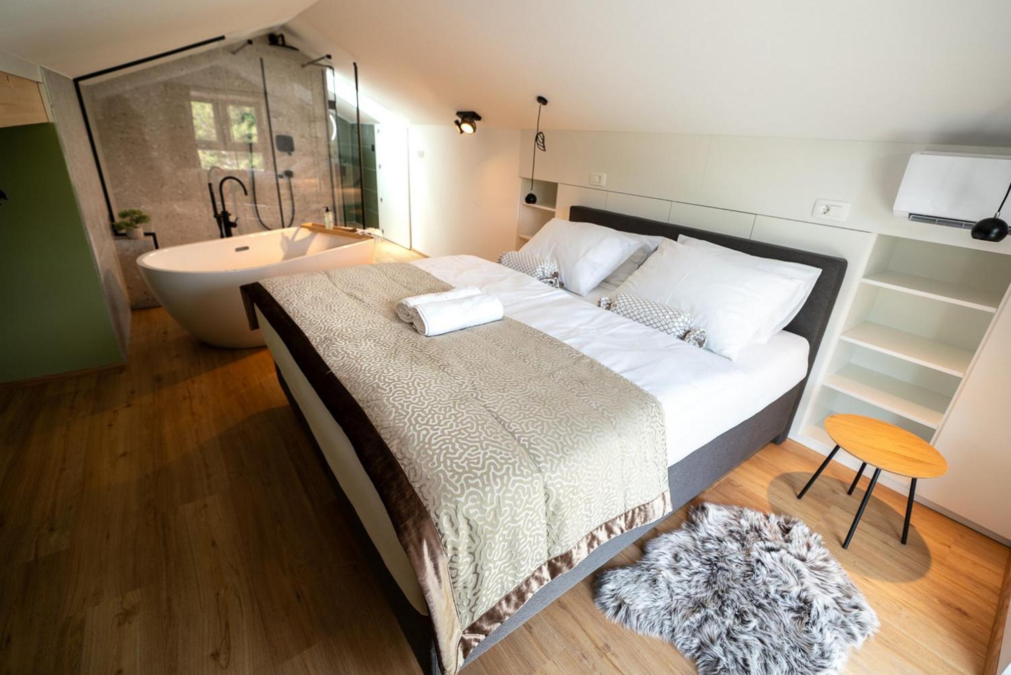 Apartments Kras 24 With Pool Sežana Kültér fotó