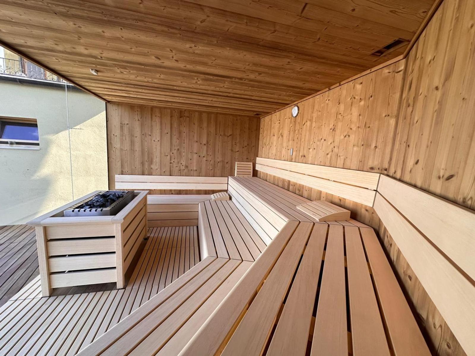 Apartments Kras 24 With Pool Sežana Kültér fotó