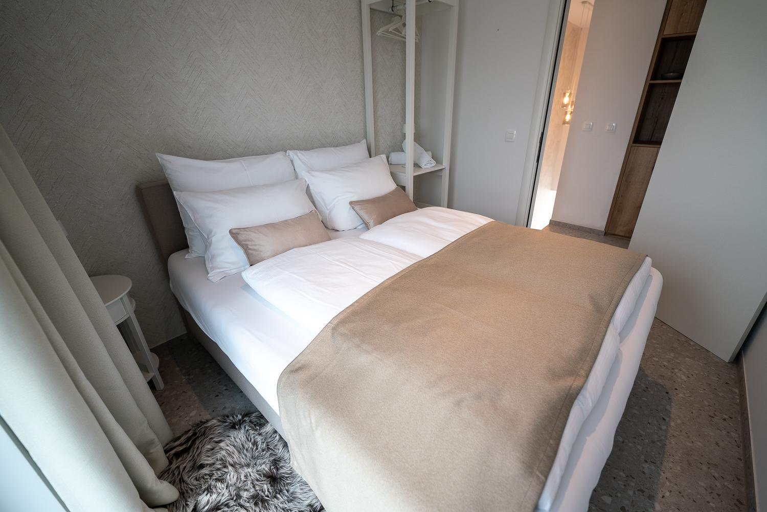 Apartments Kras 24 With Pool Sežana Kültér fotó